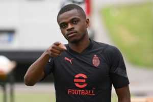 AC Milan Perpanjang Kontrak Pierre Kalulu