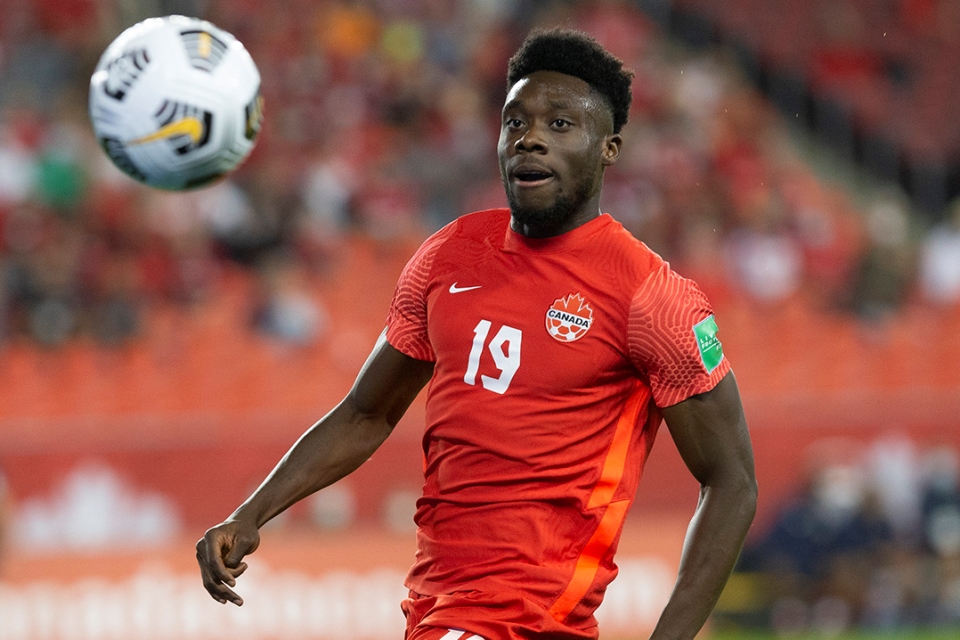Alphonso Davies Berpeluang Absen pada Laga Pembuka Kanada di Piala Dunia 2022