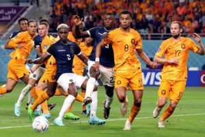 Belanda Imbang 1-1 Lawan Ekuador, Van Gaal: Bagaimana Mau Juara Piala Dunia!