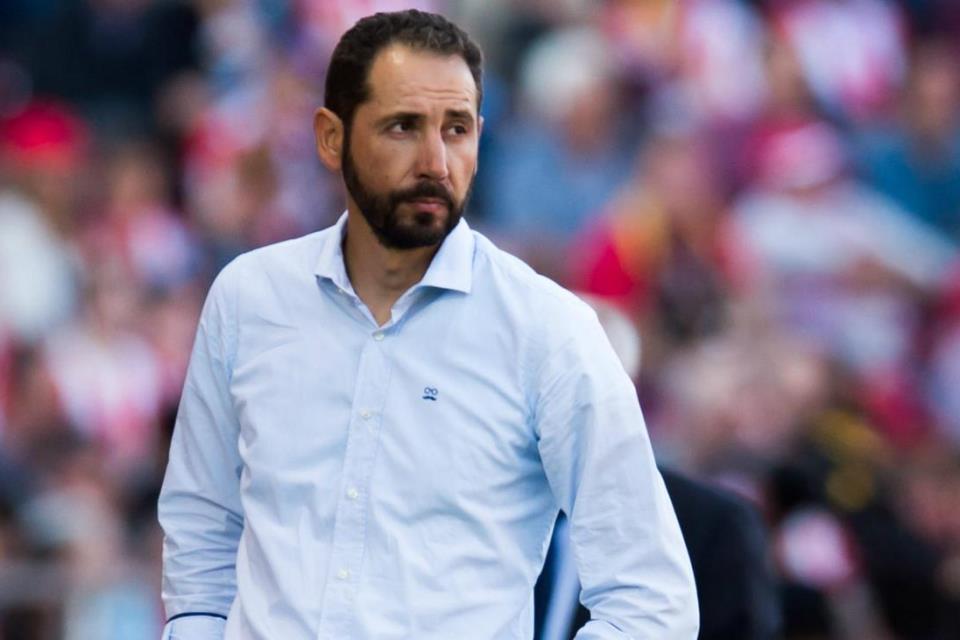 Mantan Pelatih Sevilla Resmi Jadi Manajer Ketiga Elche Musim Ini
