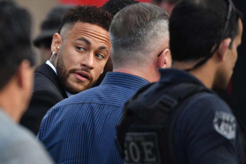 Pengadilan Spanyol Bebaskan Neymar Dari Tuduhan Korupsi Transfer Barcelona