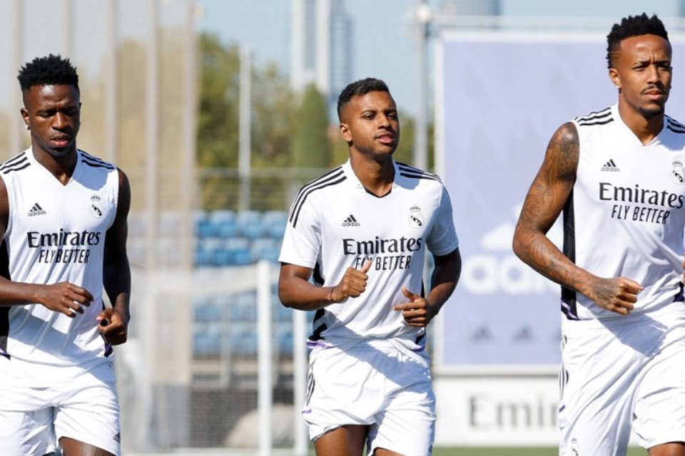 Vinicius Junior, Rodrygo Goes, dan Eder Militao Kembali Bergabung dengan Skuad Real Madrid Usai Jeda Piala Dunia