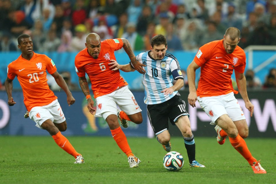 Frenkie De Jong: Belanda Mesti Kerja Tim Untuk Hentikan Messi