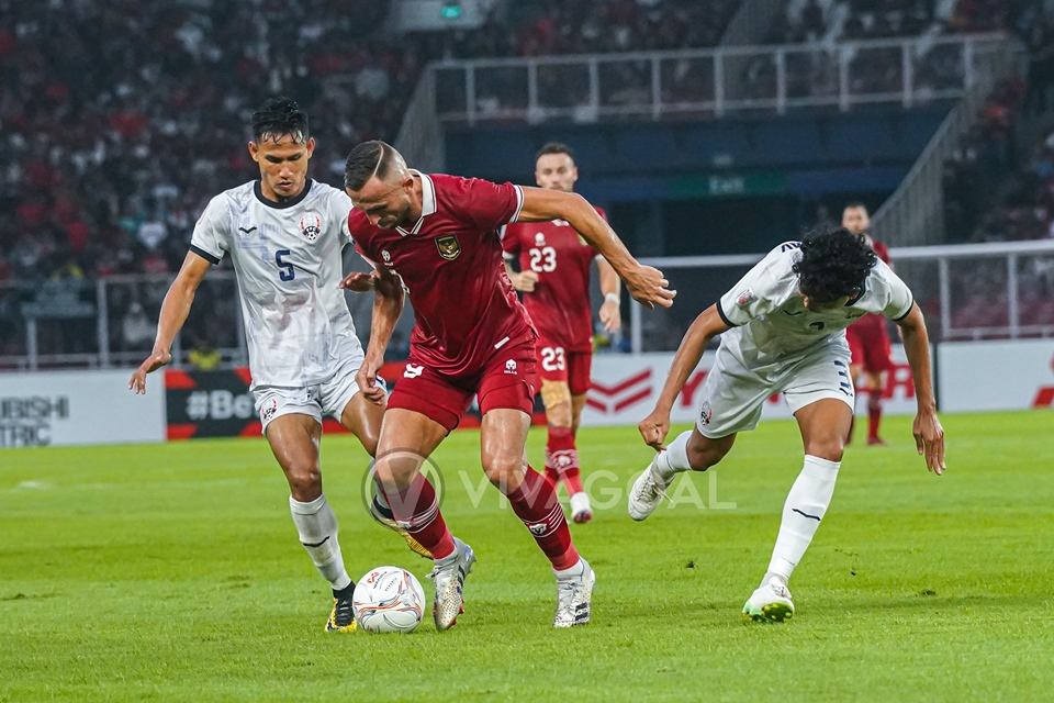 Aji Santoso Kritisi Pembekuan Jadwal Liga 1 Jadi Alasan Skuad Garuda Melempem di Piala AFF 2022