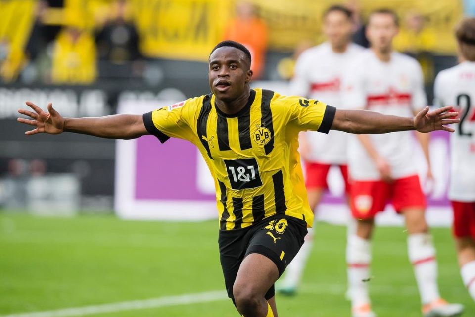 Agen Youssoufa Moukoko Tegaskan Mereka Belum Capai Kesepakatan Perpanjangan Kontrak dengan Borussia Dortmund