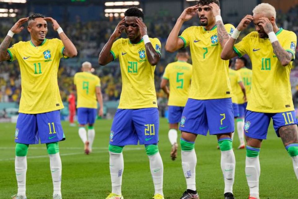 Selebrasi Gol Brasil Dikritik, Tite: Mereka Tidak Tahu Budaya Kami!