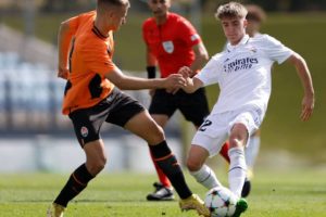 Real Madrid Pagari Gelandang Muda Ini dengan Kontrak Rp 830 Miliar!