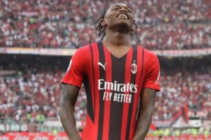 Lupakan City dan Real Madrid, Rafael Leao Bertahan Saja di AC Milan
