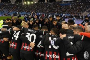 Simon Kjaer Terluka AC Milan Gagal di Supercoppa, Tapi Petik Pelajaran Penting