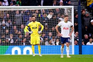 Tottenham yang Suka Bikin Susah Diri Sendiri