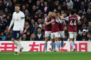Aston Villa Permalukan Tottenham di Kandang Mereka Sendiri