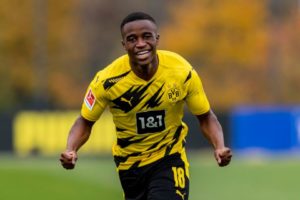 Dortmund Minta Youssoufa Moukoko Berikan Kejelasan Soal Masa Depannya