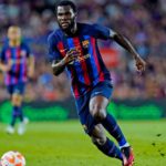 Punya Kesempatan Kembali ke Serie A, Franck Kessie Ingin Bertahan di Barcelona