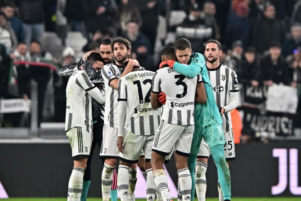 Dua Petingginya Lolos dari Sanski, Juventus Berharap Penguarangan 15 Poin Dihapuskan