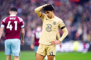 Chelsea Kesulitan Menang, Tagar PotterOut Menggema