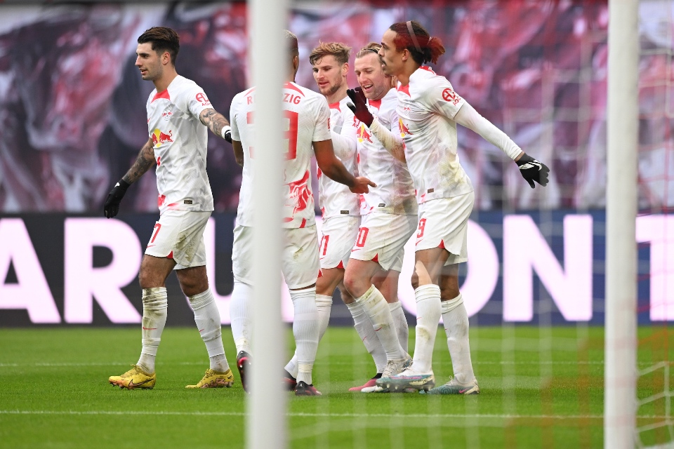 Emil Forsberg Bawa RB Leipzig Ungguli Eintracht Frankfurt 2-1