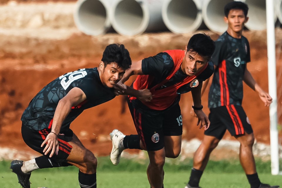 Aji Kusuma Kecewa Laga Persija vs Persib Ditunda