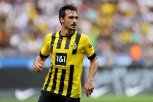 Mats Hummels Harus Memutuskan Antara Bertahan, Pindah, atau Pensiun