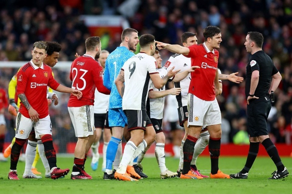 Kick-Off Derby Manchester di Final Piala FA Dimajukan Demi Keamanan