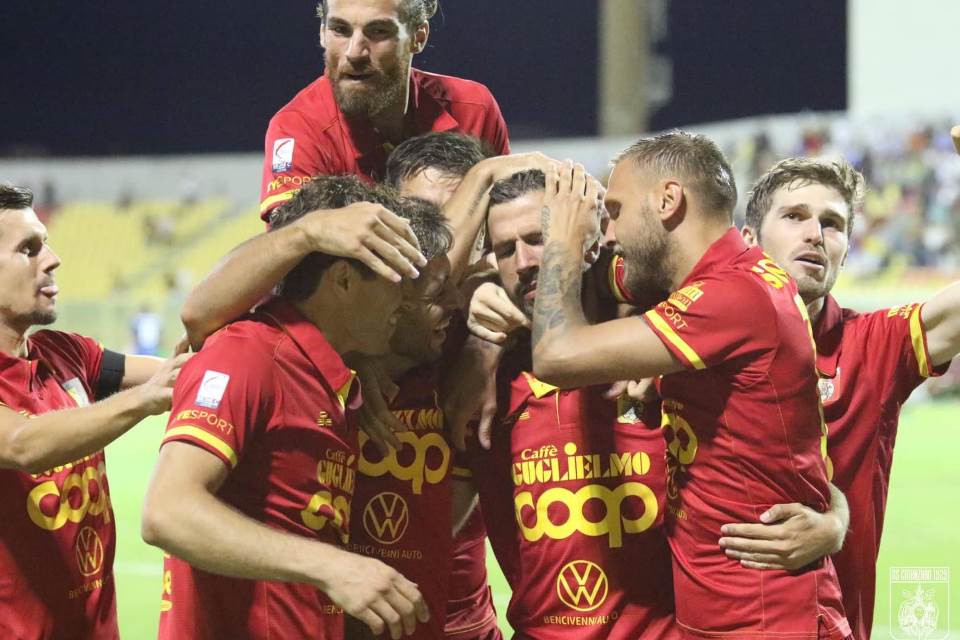Klub Serie C, Catanzaro Tembus 100 Gol, Paling Subur di Lima Liga Top Eropa