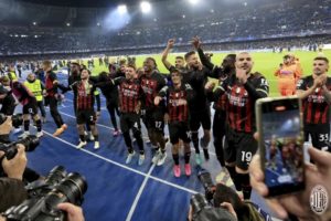 Singkirkan Napoli, AC Milan Lanjutkan Mimpi Jadi Juara Liga Champions