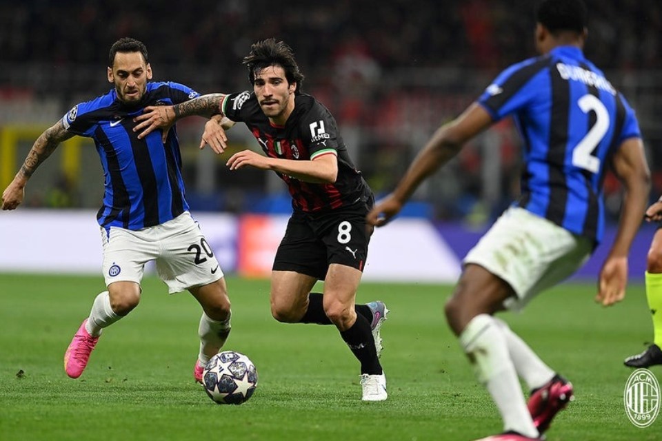 Asal Bisa Bobol Gawang Inter, AC Milan Punya Kans Untuk Menang