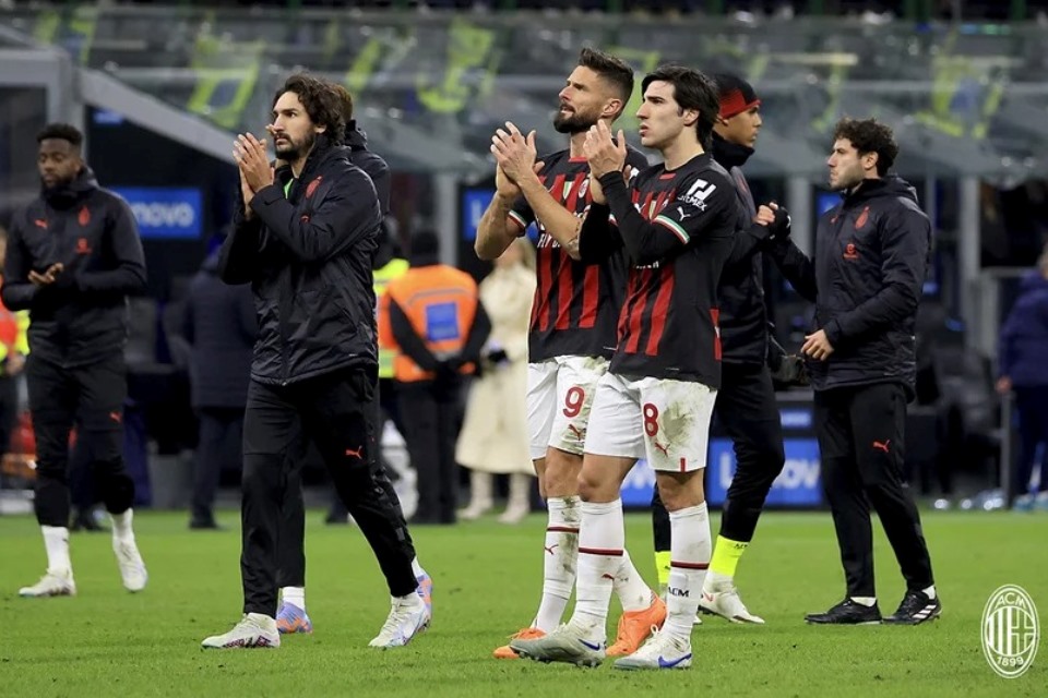 Kurang Diunggulkan Atas Inter Milan, AC Milan Harapkan Tuan San Siro