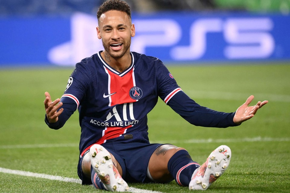 Rumor Manchester United Ingin Datangkan Neymar Dipastikan Hoax