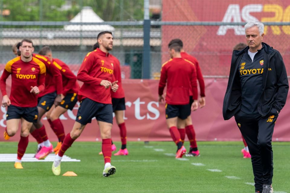 Sedang Sulit Menang, Mourinho Pesimis AS Roma Bisa Kalahkan Leverkusen