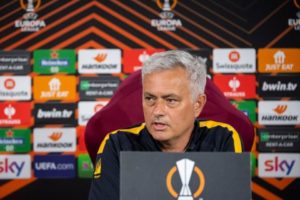 Sedang Sulit Menang, Mourinho Pesimis AS Roma Bisa Kalahkan Leverkusen