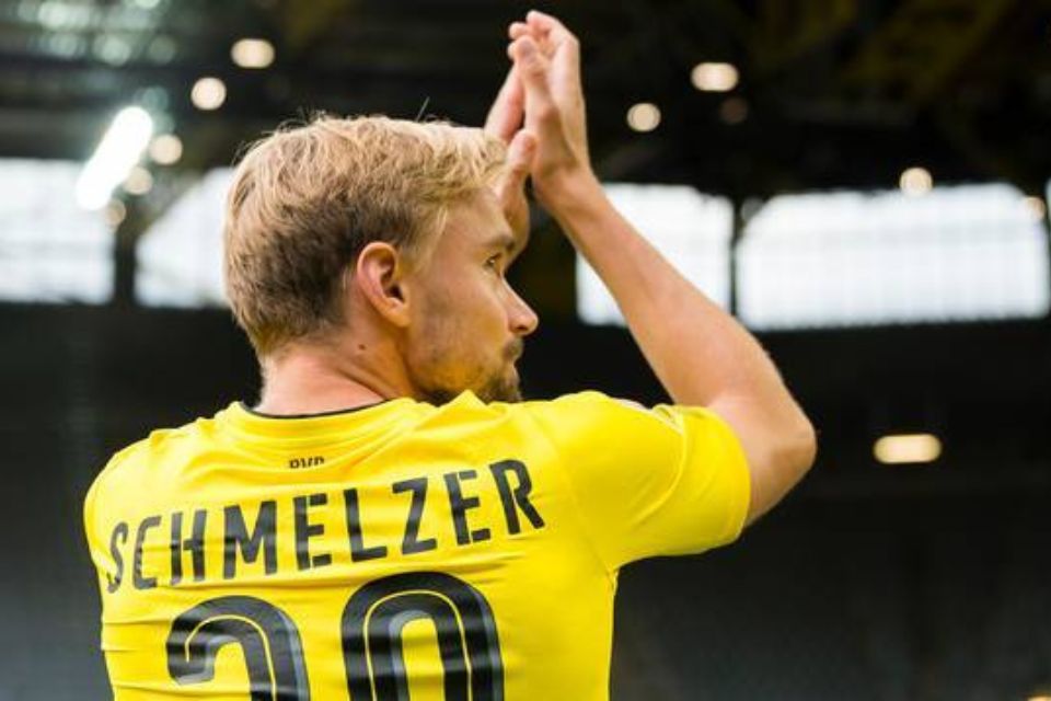 Setelah Pensiun, Marcel Schmelzer Siap 'Comeback' ke Borussia Dortmund