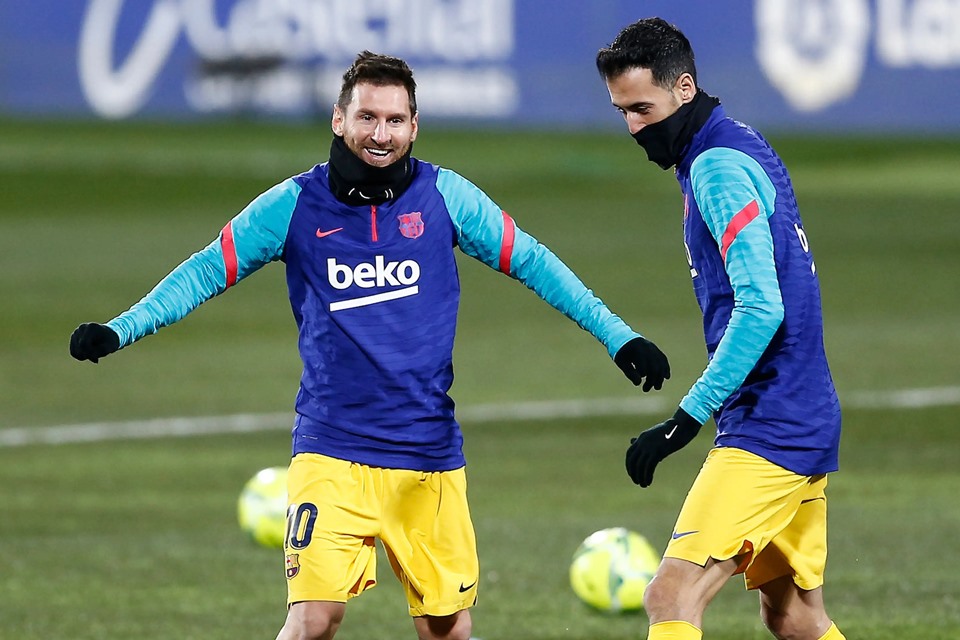 Sebelum Tentukan Tim Baru, Sergio Busquets Bakal Tunggu Keputusan Lionel Messi, Ada Apa?