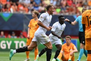 Fleksibilitas Taktik 4-3-3 Mancini yang Bikin Belanda Gigit Jari