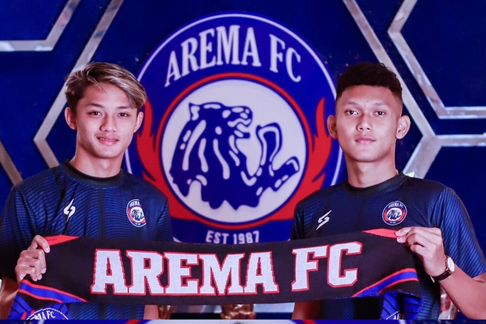 Arema FC Resmi Daratkan 2 Rekrutan Baru dari Persija