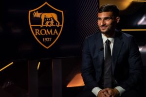 Tolak Man United, PSG dan Arsenal, Houssem Aouar AS Roma Klub Besar!