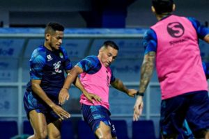 Luis Milla Targetkan Kemenangan di Laga Pembuka Kontra Madura United