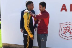 Jurrien Timber yang Versatile Sesumbar Akan Sangat Berguna Buat Arsenal