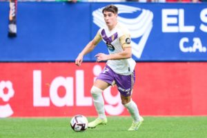 Krisis Bek Sayap, Barcelona Gerak Cepat Datangkan Ivan Fresneda di Valladolid