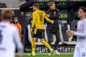 Edin Terzic Beberkan Alasannya Tak Mainkan Marco Reus di Laga Kontra Bochum