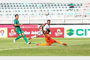 PERSEBAYA VS PSM