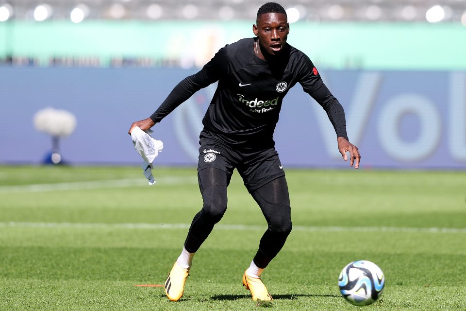 PSG Ajukan Tawaran Baru pada Eintracht Frankfurt untuk Kolo Muani