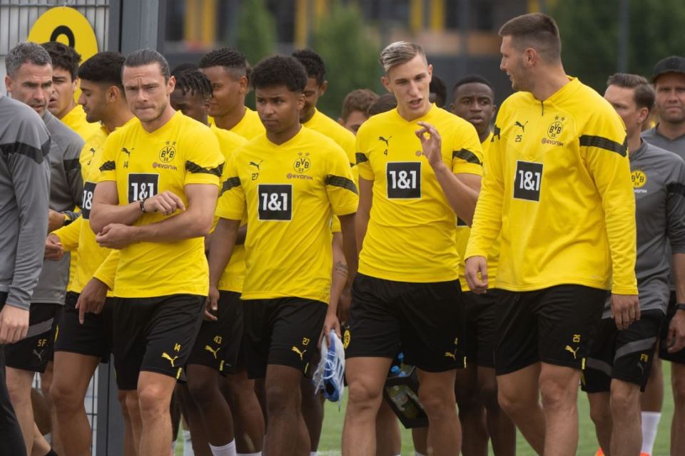 Beberapa Pemain Intinya Absen pada Sesi Latihan, Kekuatan Dortmund Dipertanyakan Jelang Bundesliga