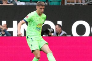 Van de Ven Selangkah Lagi jadi Pemain Tottenham