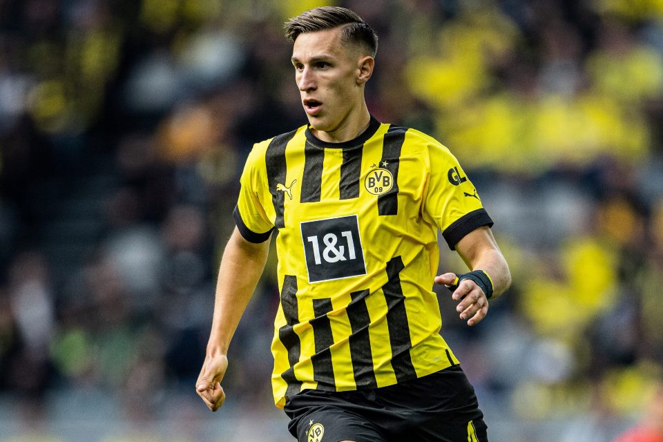 Dortmund Pastikan Cedera Schlotterbeck Tak Parah, Bisa Kembali Merumput Pekan Depan