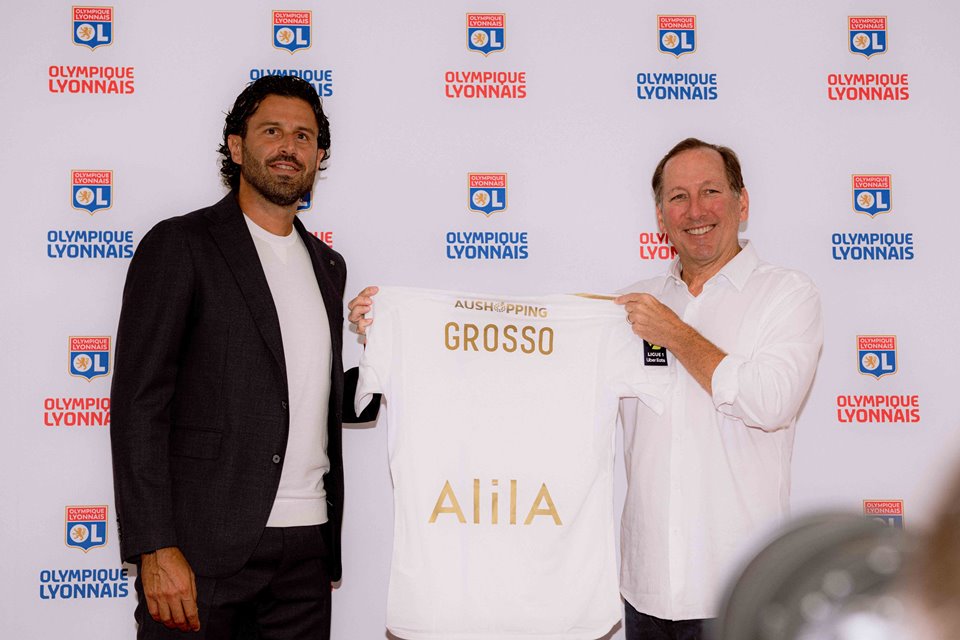 Fabio Grosso Targetkan Tiket Eropa untuk Lyon Musim Depan