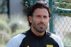 Fabio Grosso Targetkan Tiket Eropa untuk Lyon Musim Depan