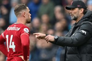 Karena Jordan Henderson Cuma Mau Bahagia Lagi Bermain Sepakbola