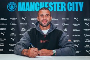 Teken Kontrak Baru, Kyle Walker Memang Sulit Tinggalkan Man City