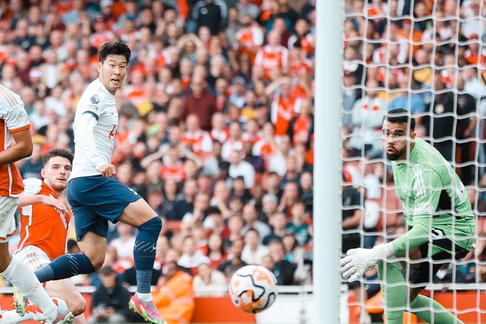 Son Heung-min Bawa Tottenham Raih Satu Poin Dari Markas Arsenal