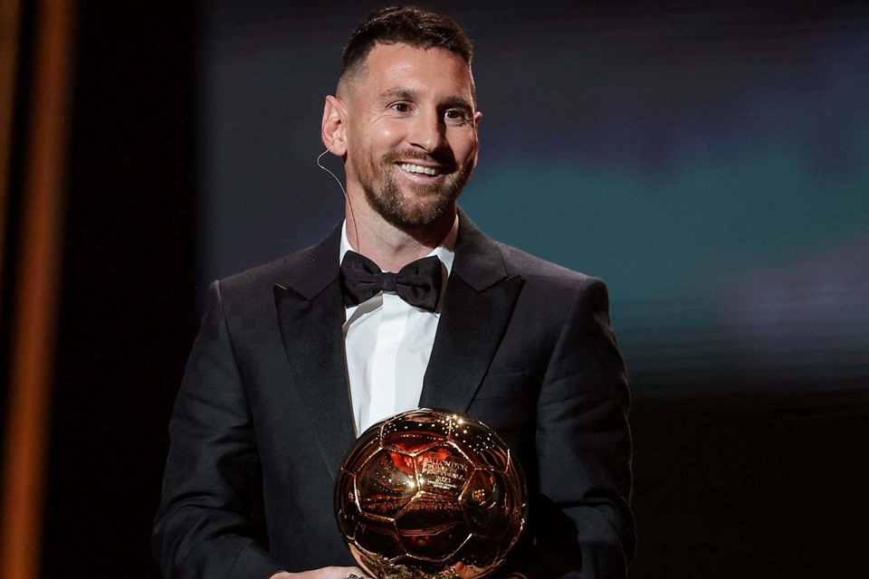 Menangi Ballon d’Or Bersama Miami, Messi Sumbangkan Gelarnya ke Museum Barcelona